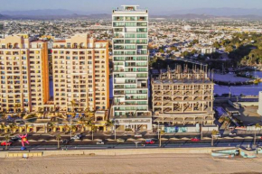 Lujoso Dpto con Vista al Mar Malecón